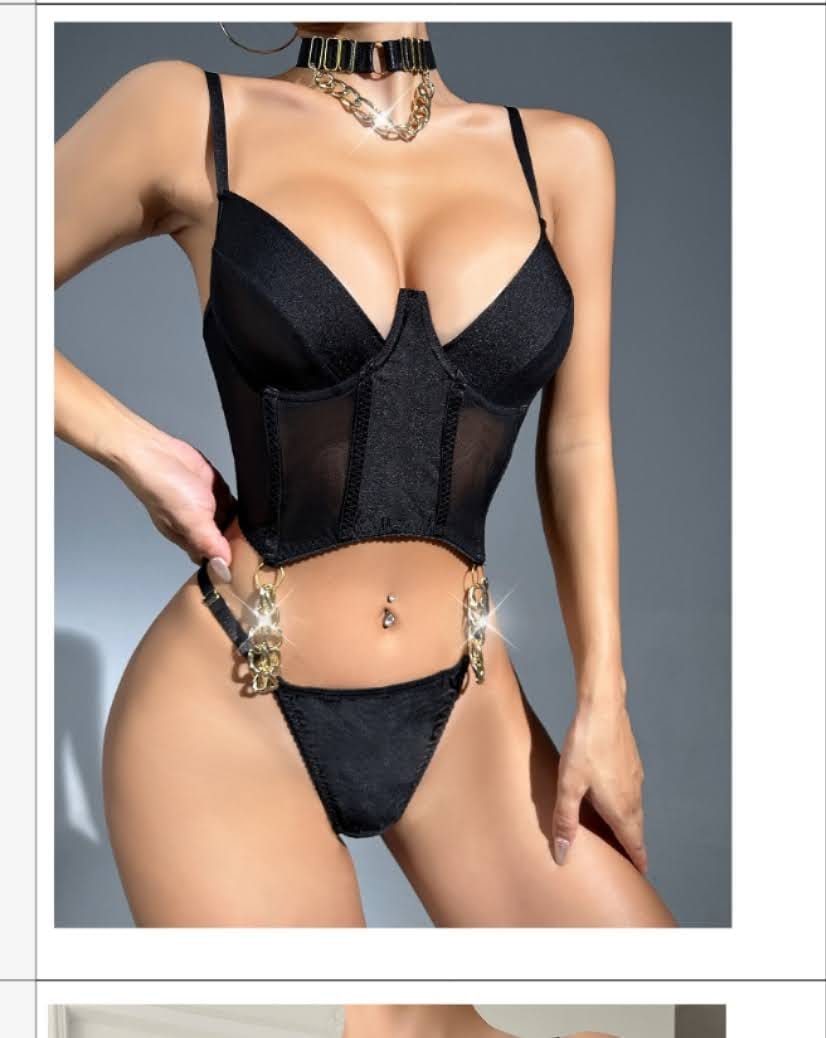 CORSET SEXY CU CHILOT TANGA SI DETALII LANT