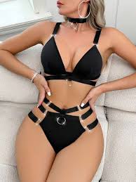 SET LENJERIE SEXY NEAGRA DIN 3 PIESE